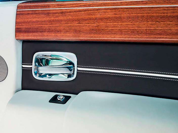 Фото | Серебряные дверные ручки Rolls-Royce Phantom