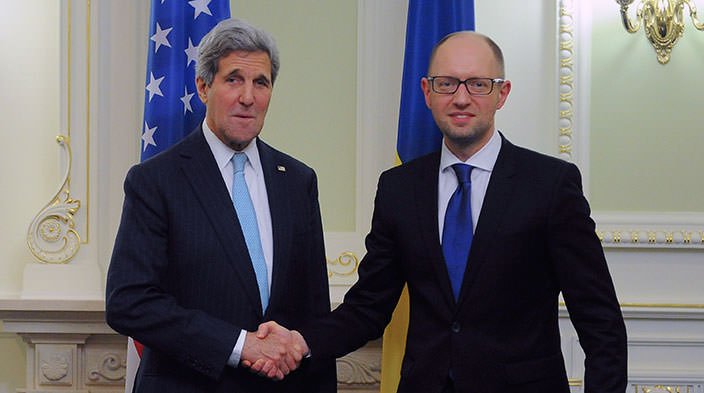 США гарантирует Украине 1 млрд долл. кредита в обмен на реформы