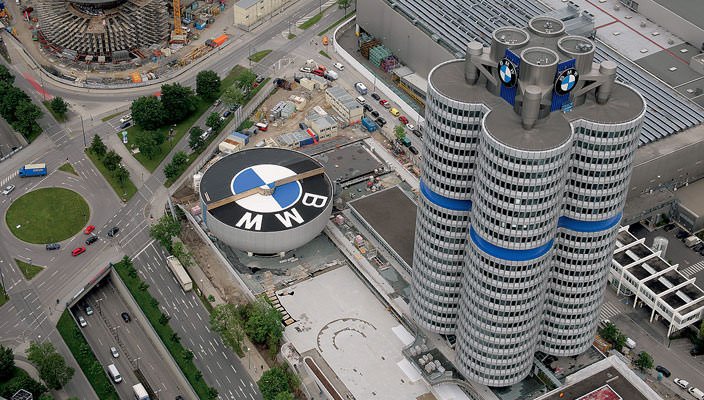 Прибыль BMW неожиданно выросла в третьем квартале 2015 года