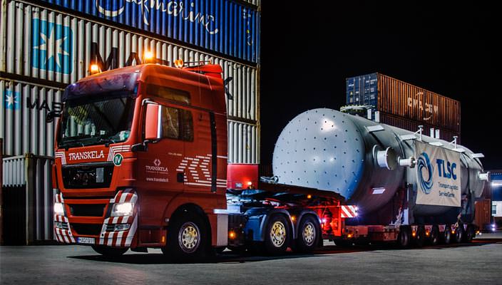 Перевозка негабаритных грузов в Украине