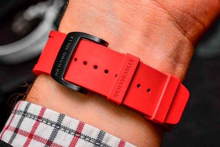 Красный ремешок часов Richard Mille RM 50-01 G-Sensor