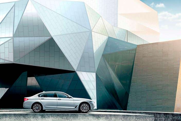 Новое поколение BMW 5-Series Li 2018 года