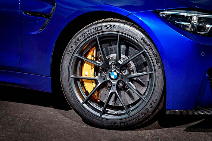 Фото | 2018 BMW M4 CS: 19-дюймовые колеса