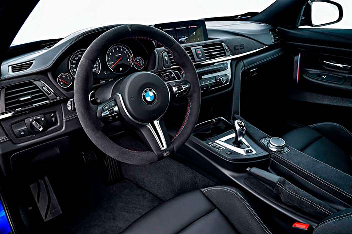 Фото | Спортивный салон BMW M4 CS