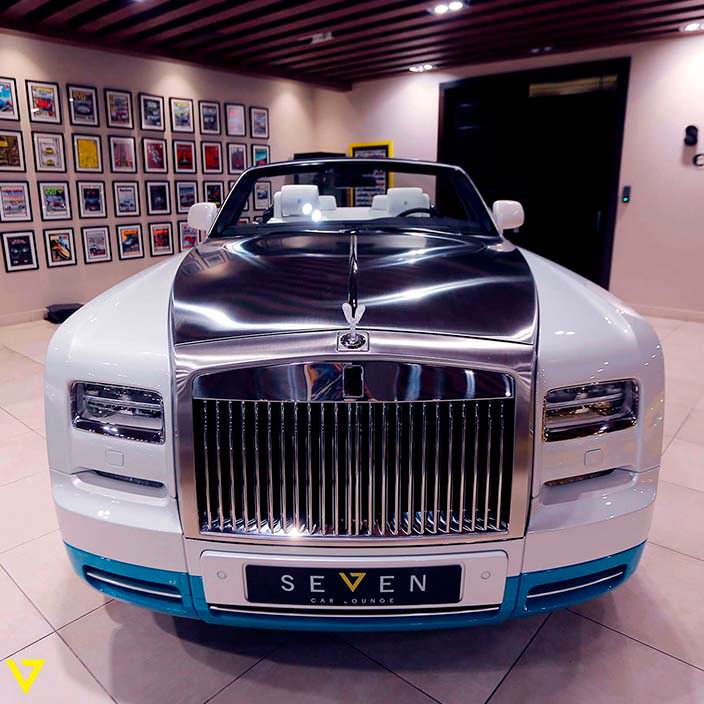 Фото | Rolls-Royce Phantom Drophead Coupe Last of Last