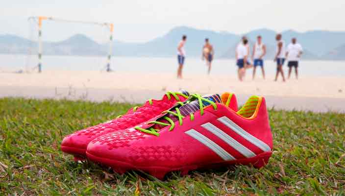 OneTeam: фирменные футбольные бутсы Adidas в Украине