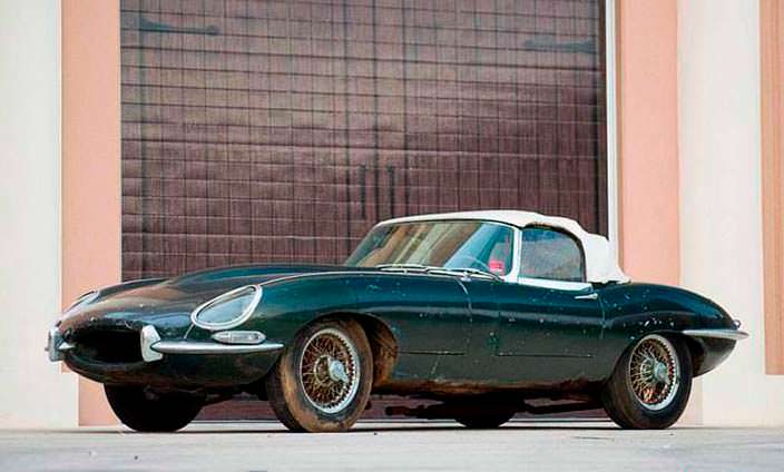 Полностью оригинальный Jaguar E-Type Roadster 1963 года