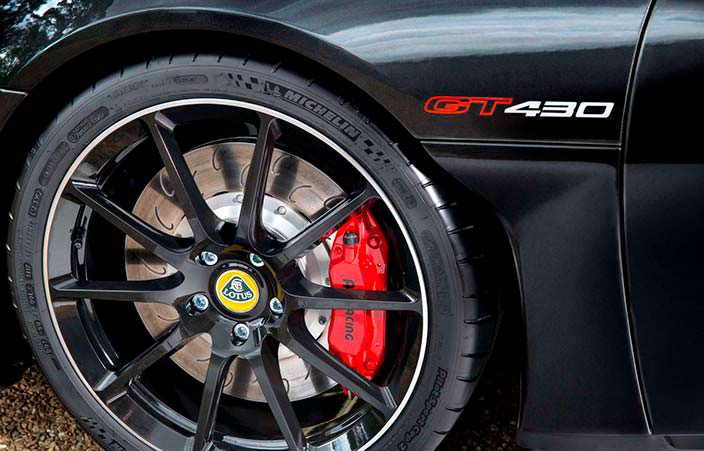 Колеса Lotus Evora GT430 с шинами Michelin Pilot Sport Cup 2s
