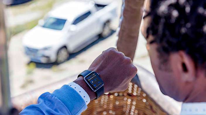 Приложение для Mercedes-Benz X-Class на Apple Watch