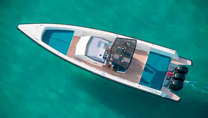Wally Yachts построила скоростной катер-круизер Tender X