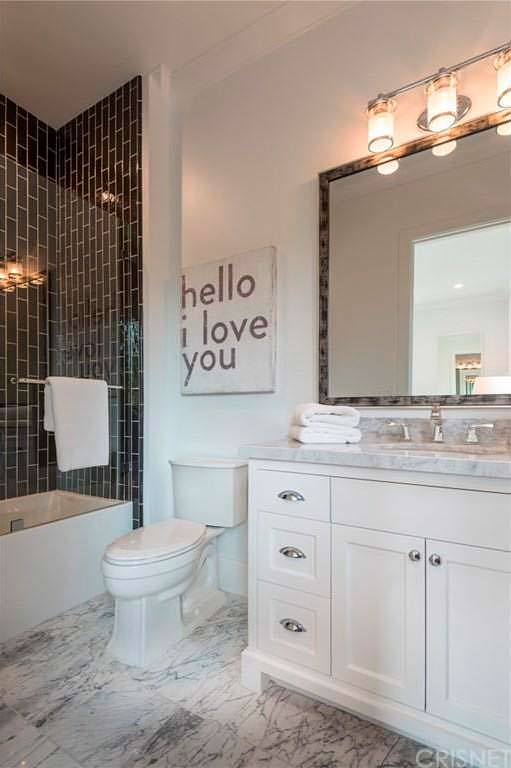 Мрамор в дизайне ванной комнаты