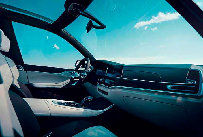 Панорамный салон BMW X7 iPerformance Concept