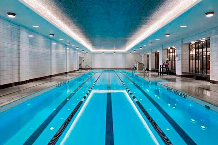 25-метровый плавательный бассейн