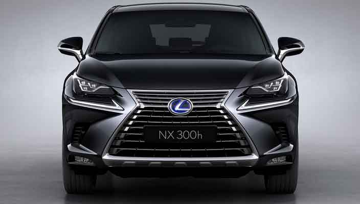 Стали известны цены на рестайлинговый кроссовер Lexus NX 300h