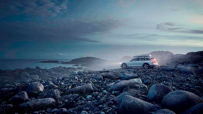 2017 Volvo V90 Cross Country Volvo Ocean Race