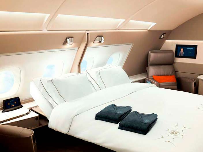 Двуспальная кровать в бизнес-классе Airbus A380