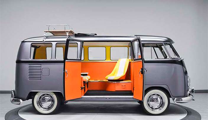 Фургон Volkswagen T1 1967 года в стиле «Назад в будущее»