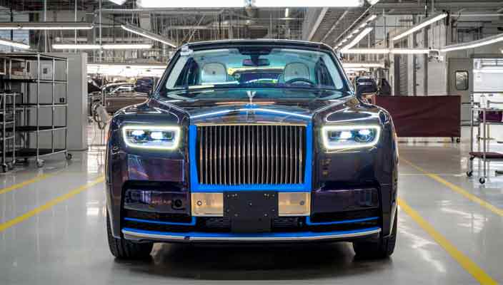 Первый серийный 2018 Rolls-Royce Phantom продадут с молотка