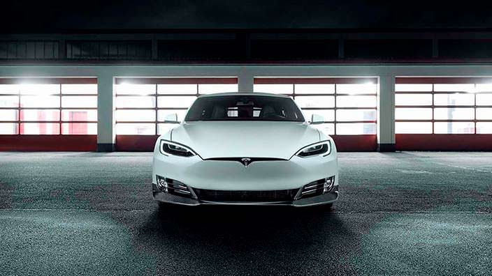 Фото Tesla Model S. Тюнинг от Novitec