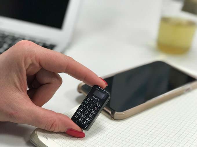 Zanco Tiny T1 - новый самый маленький телефон в мире