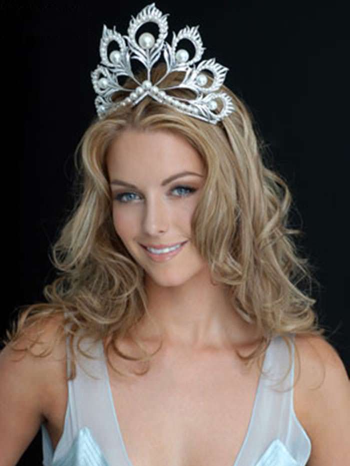 Дженнифер Хоукинс - победительница «Мисс Вселенная 2004»