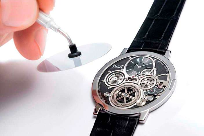 Самые тонкие наручные часы Piaget Altiplano Ultimate Concept