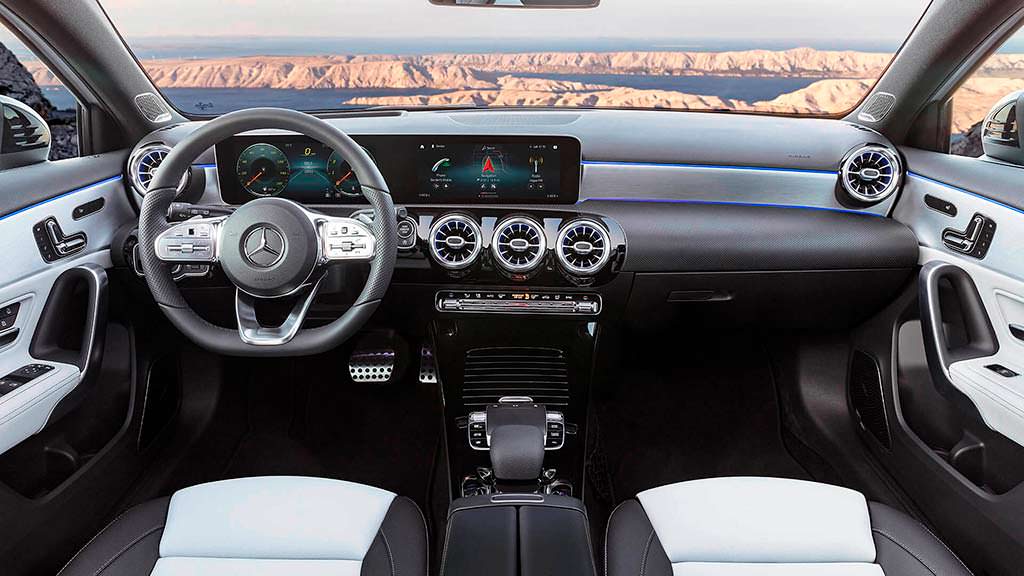 Фото салона Mercedes-Benz A-Class четвертого поколения