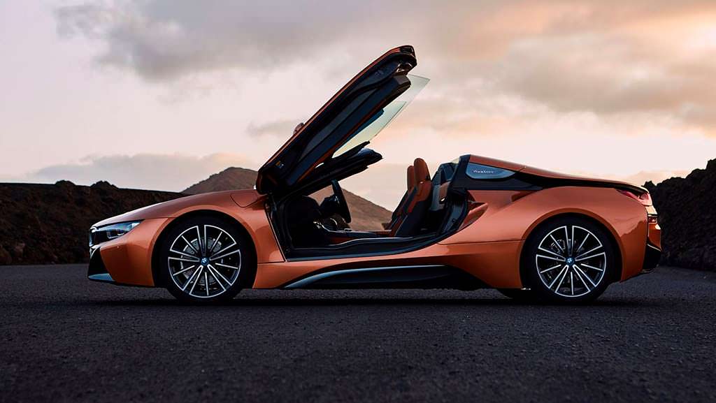 i8 Roadster - самый дорогой автомобиль BMW