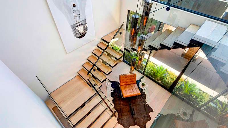 Дизайн лестничной площадки в доме
