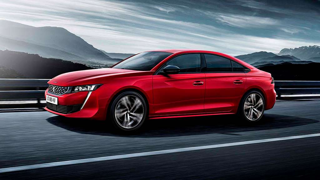 Седан Peugeot 508 второго поколения