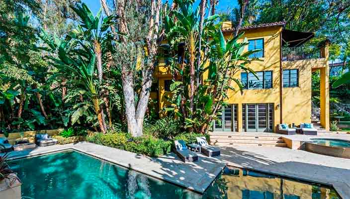Актриса Эмма Робертс купила дом в Лос-Анджелесе | фото, цена