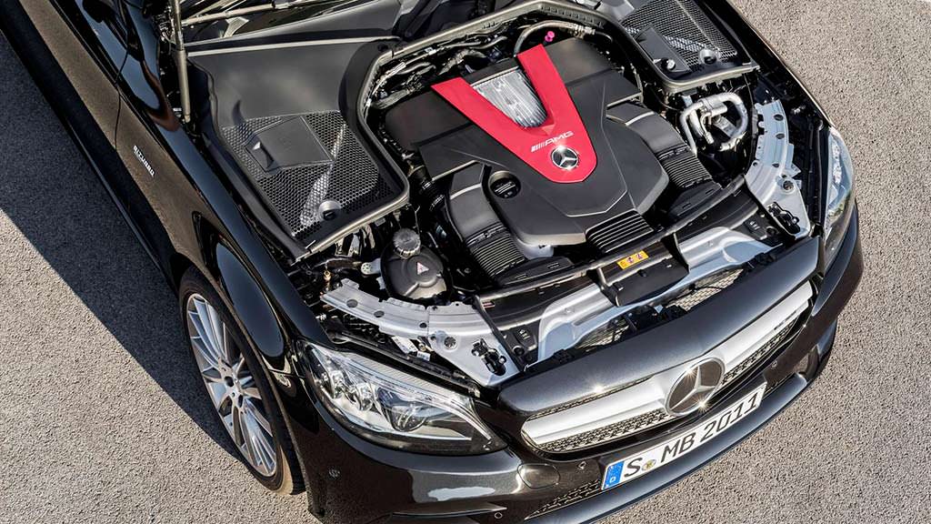 Двигатель V6 3,0-литра Mercedes-AMG C43. Мощность 385 л.с.