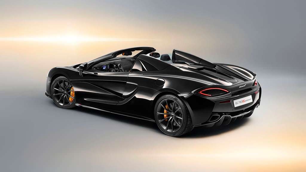 Чёрный McLaren 570S Spider Design Edition