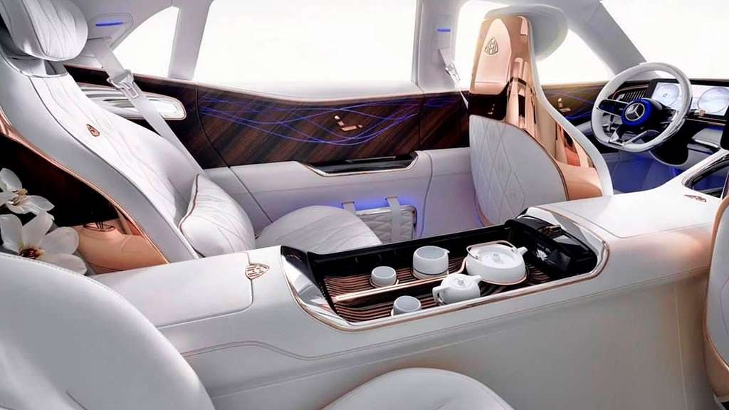 Чайный сервиз в салоне Vision Mercedes-Maybach Ultimate Luxury