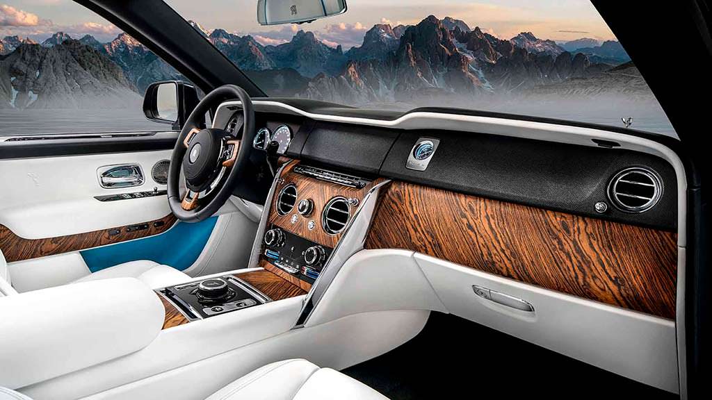 Интерьер Rolls-Royce Cullinan