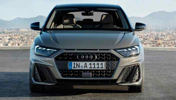 Маленькая Audi A1 вышла во втором поколении | фото