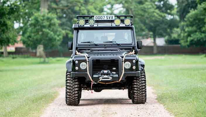 Land Rover Defender SVX Джеймса Бонда уйдет с молотка | цена