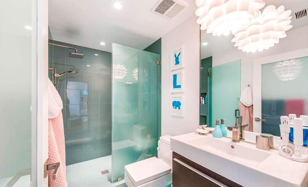 Современный дизайн ванной комнаты от Дженни Гарт