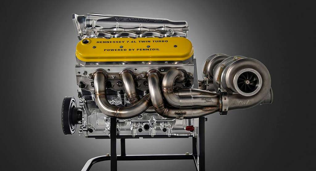 Двигатель 7,6-литра V8. Мощность более 2 000 л.с.