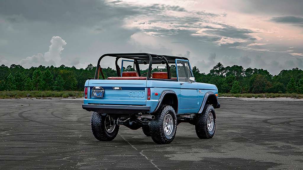 Рестомод Ford Bronco 1973 года выпуска