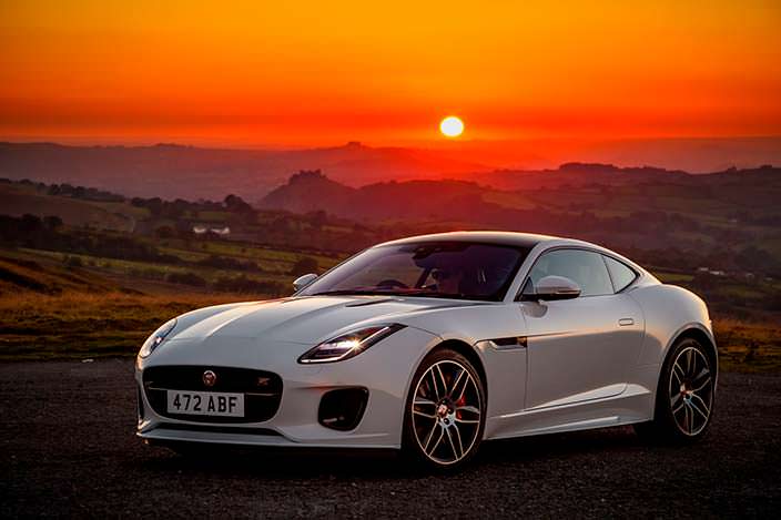 Jaguar F-Type Checkered Flag Edition