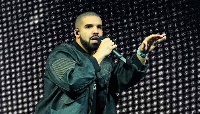 Канадский рэпер Drake отмечает день рождения. Певцу 31 год