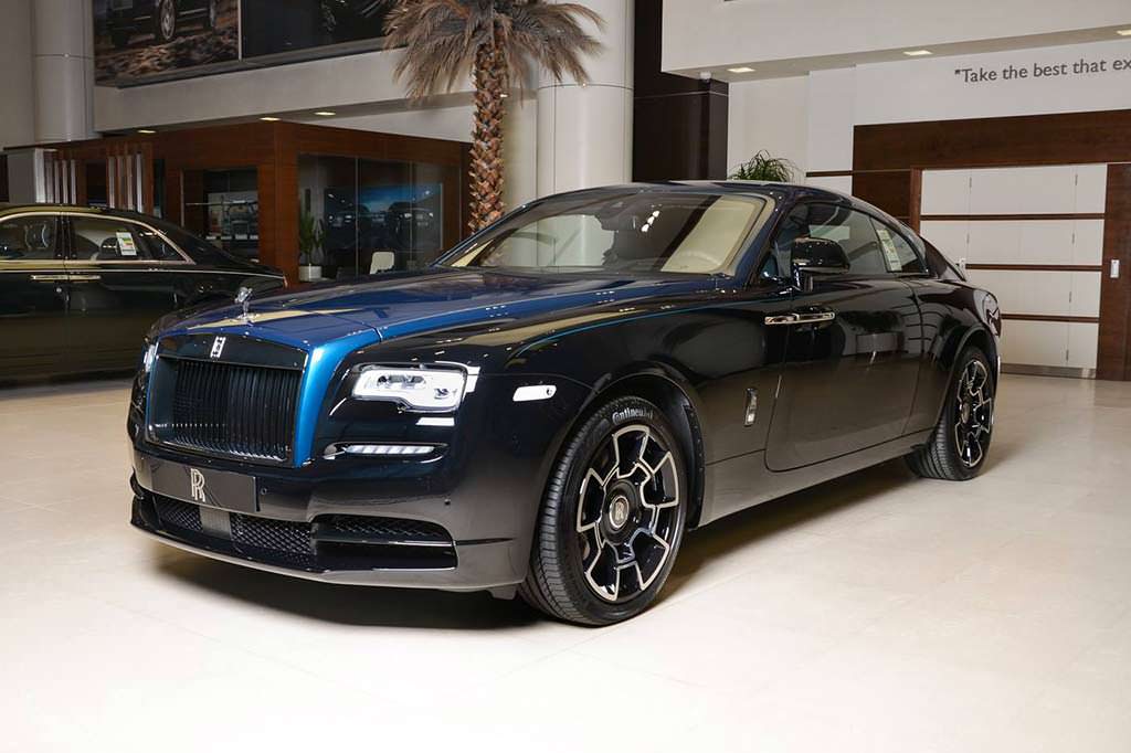 Двухцветная покраска кузова Rolls-Royce Wraith Black Badge