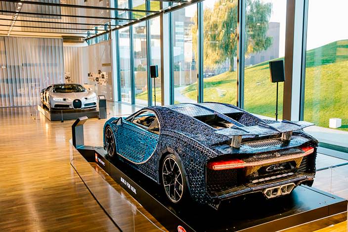 Lego Bugatti Chiron в музее Autostadt