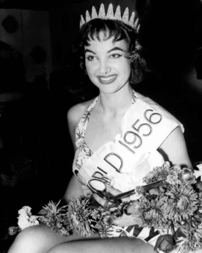 Фото | Мисс Мира 1956 года Петра Шюрманн