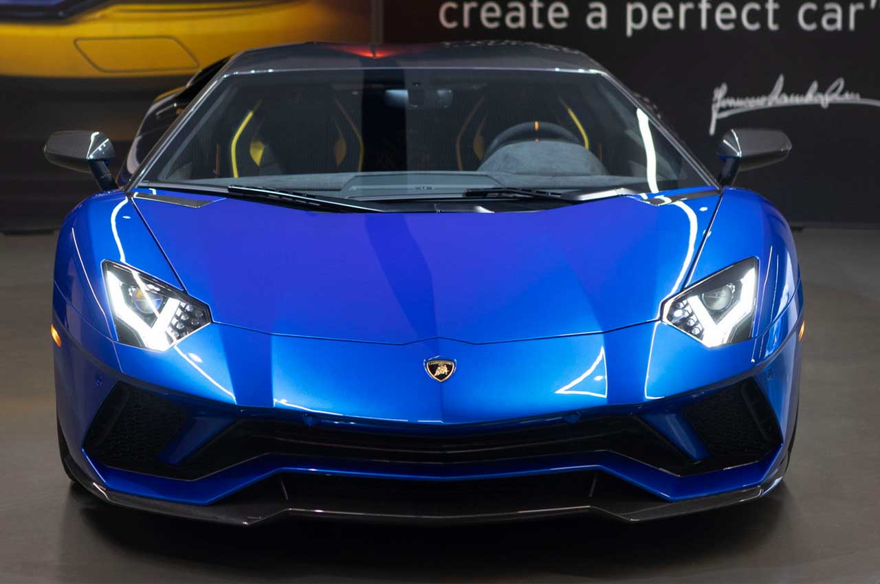 Последний Lamborghini Aventador в истории доставили покупателю
