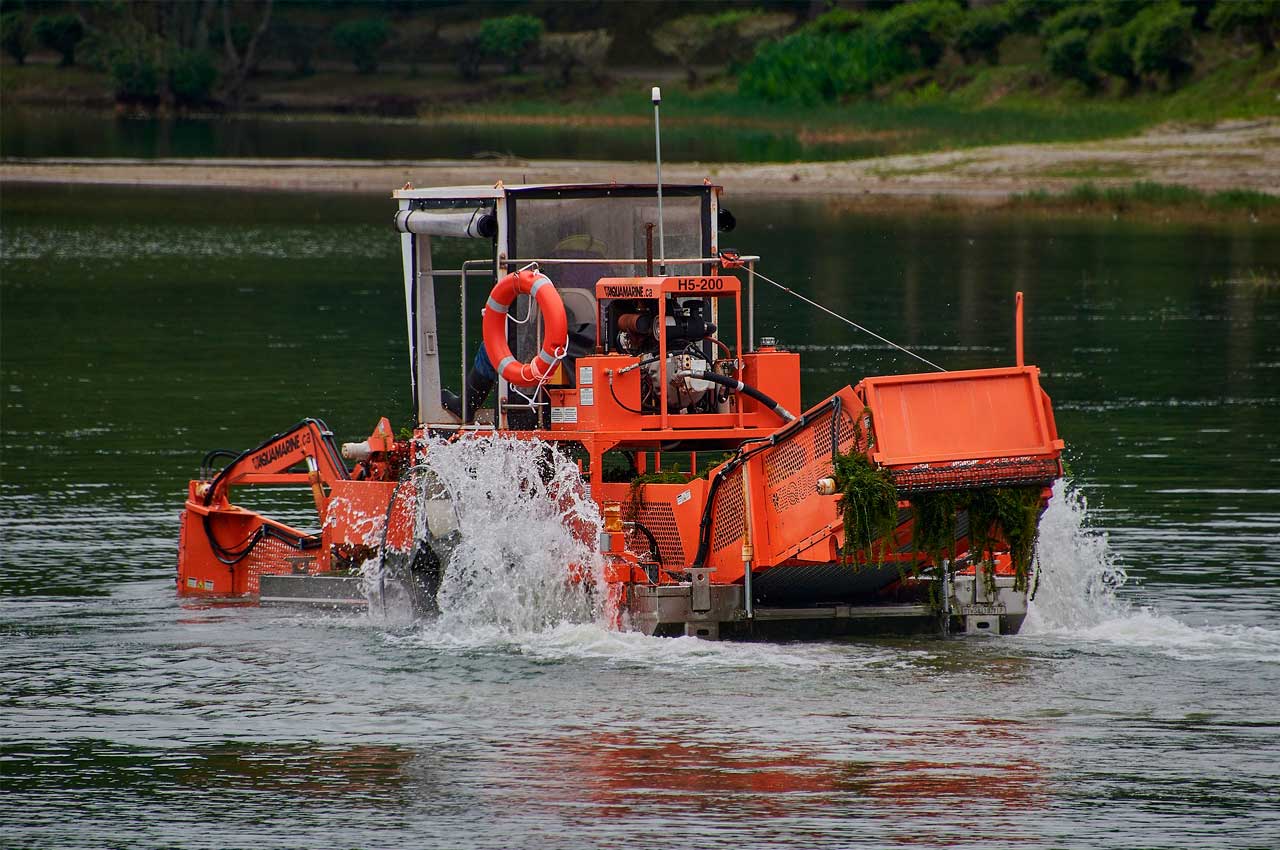 Земснаряд. Что это, сфера применения и принцип работы