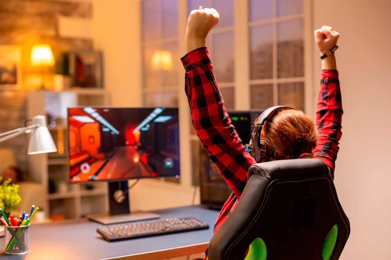 Киберспорт ближе чем кажется. Во что играть и зарабатывать?