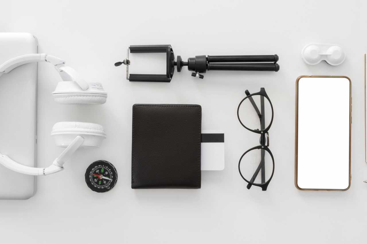 Найпопулярніші аксесуари для смартфонів: мастхев кожному