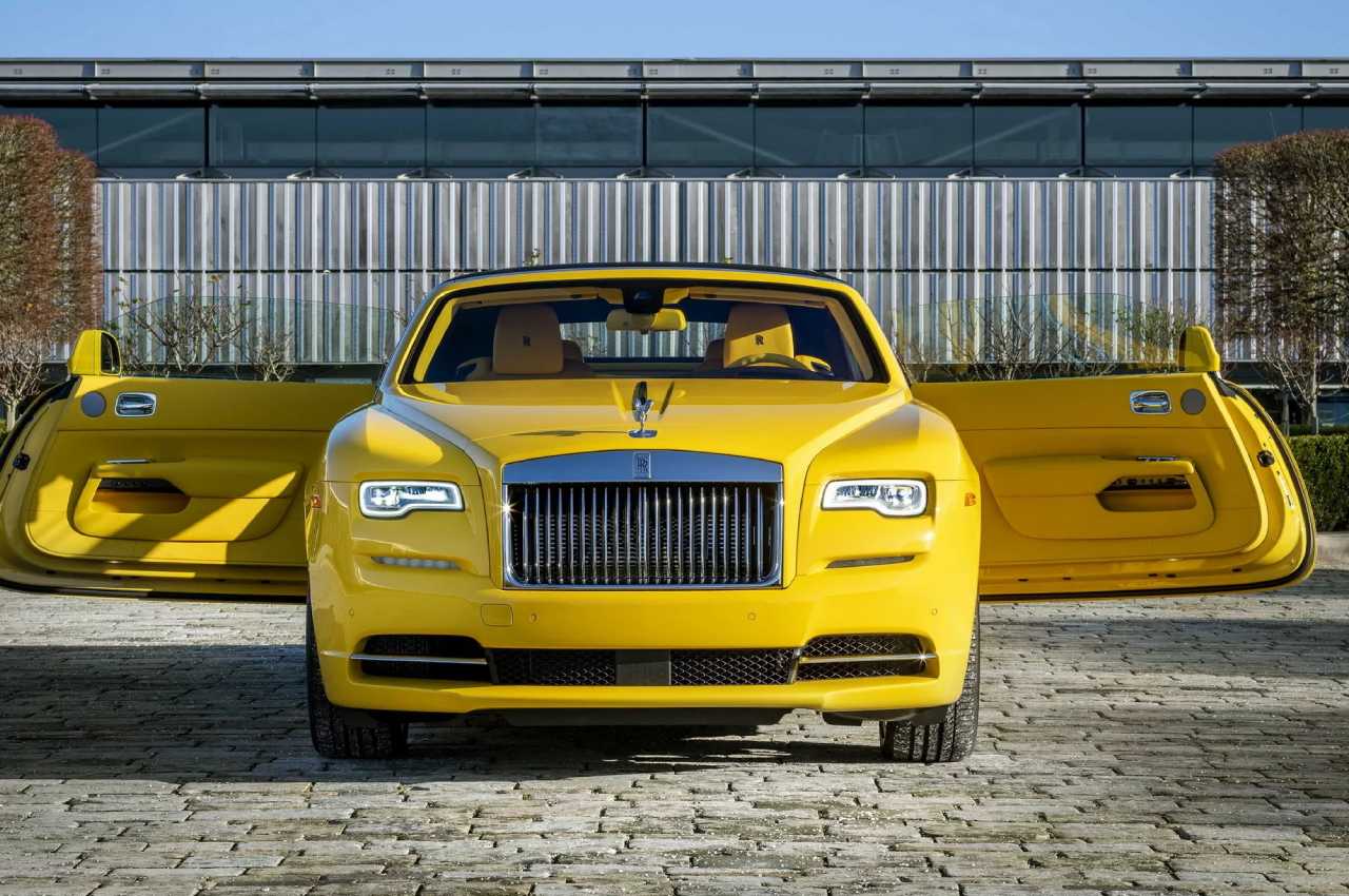 Rolls-Royce Dawn уходит на покой как бестселлер кабриолет